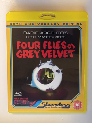 Neljä kärpästä harmaalla sametilla (Blu-ray) Shameless (1971
