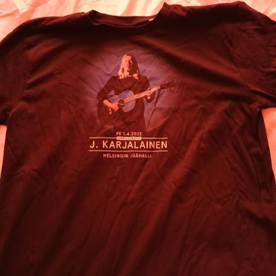 J. Karjalainen (T-paita)