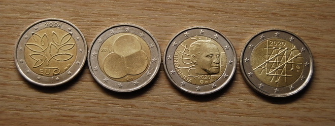 Suomi  2 euro 2004 risuraha  + 2019 Hallitusmuoto + 2020 !