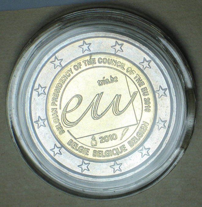 2010 Belgia 2€ juhlaraha EU-puheenjohtajakausi UNC
