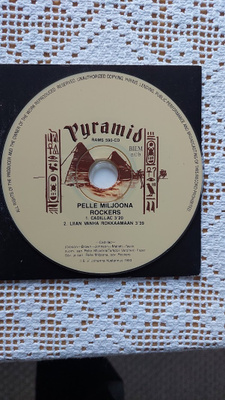 CDS Pelle Miljoona Rockers: Cadillac / Liian vanha rokkaamaa