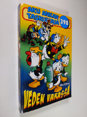 Walt Disney : Veden varassa