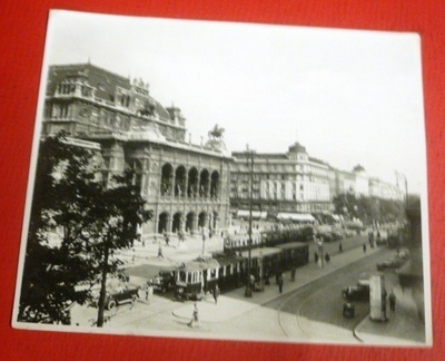 WIEN - Staatsoper - Hotel Bristol/Vanhat autot 1939