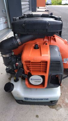 Lehtipuhallin Husqvarna 180BT