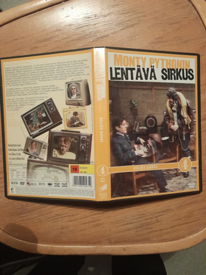Monty pythonin lentävä sirkus