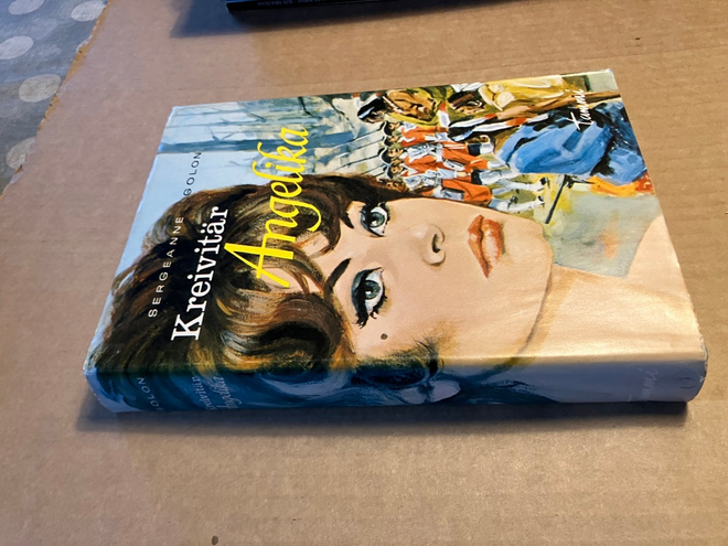 ANGELIKA KREIVITÄR 1967 HYVÄ