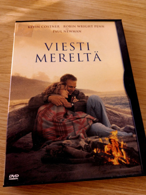 VIESTI MERELTÄ DVD ( wb )