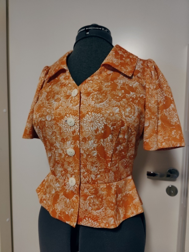 Vintage jakku/ pusero koko noin M/L