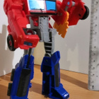 Cyberverse Optimus Prime ja kirves - pikkukuva 4