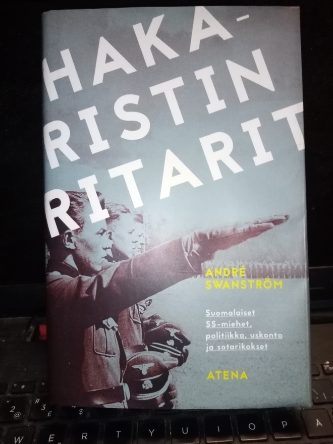 Swanström : Hakaristin sankarit ( SIS POSTIKULU )