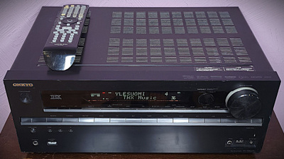 Onkyo TX-NR609 -kotiteatterivahvistin