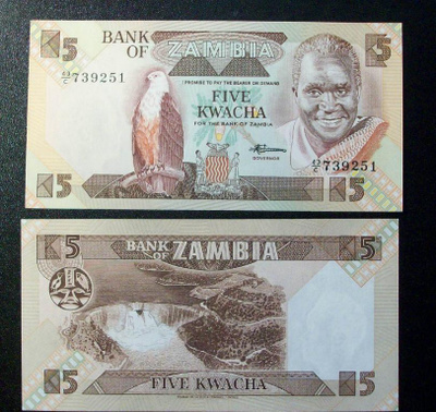 ZAMBIA 5 KWACHA 1980-1988 P-25d UNC (K15-S56)