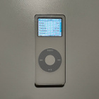 Apple iPod Nano 1st Gen ja Love Pig Kaiutin. - pikkukuva 2