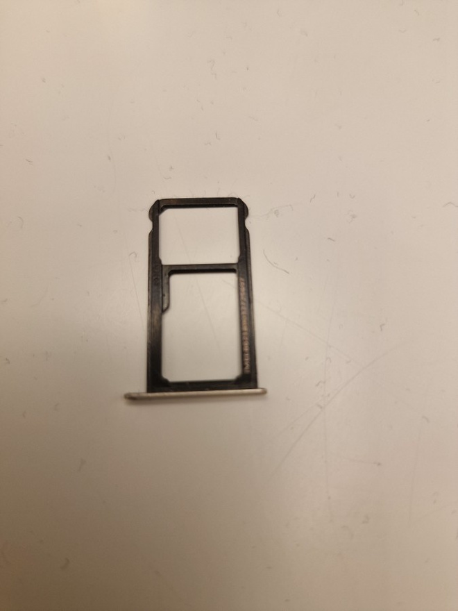SIM–kelkka Huawei P9 Lite (kulta)