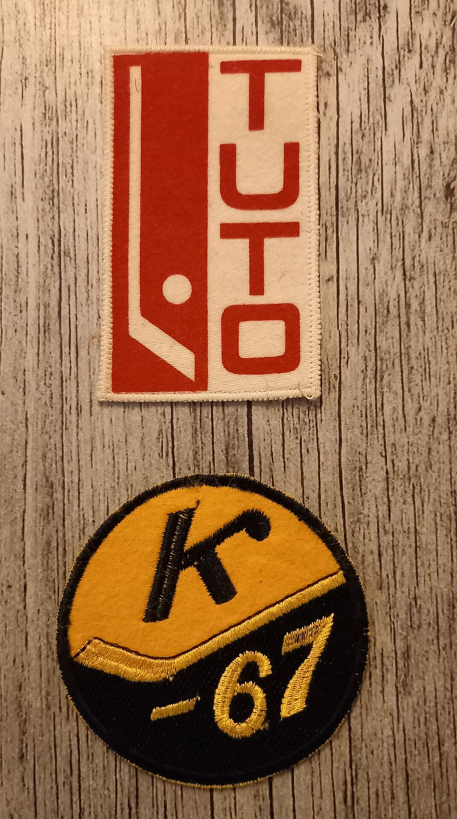JÄÄKIEKKO - Kangasmerkit TuTo ja Kiekko-67 (Turku)