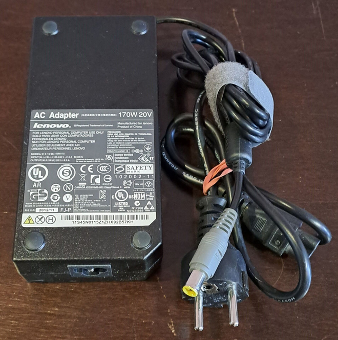 Lenovo-latureita