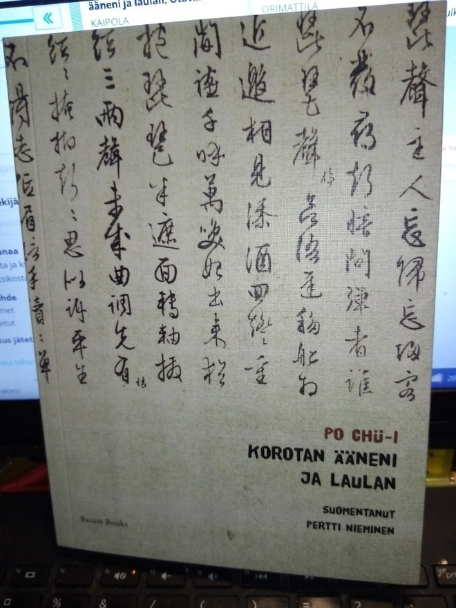 Chu-i Po : Korotan ääneni ja laulan ( SIS POSTIKULU)