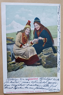 Lappi, kaksi leidiä kansanpuvuissa, p. 1904