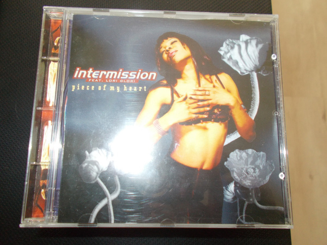 CD INTERMISSION ** PIECE OF MY HEART **