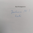 Kati Kemppainen : Siivosin naulalaatikon : runoja (signee... - pikkukuva 3