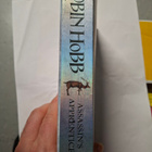 Hobb, Robin: Farseer, the book 1: Assassin's apprentice - pikkukuva 3
