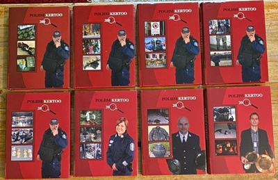 4 kpl POLIISI KERTOO KIRJA 2007- 2010