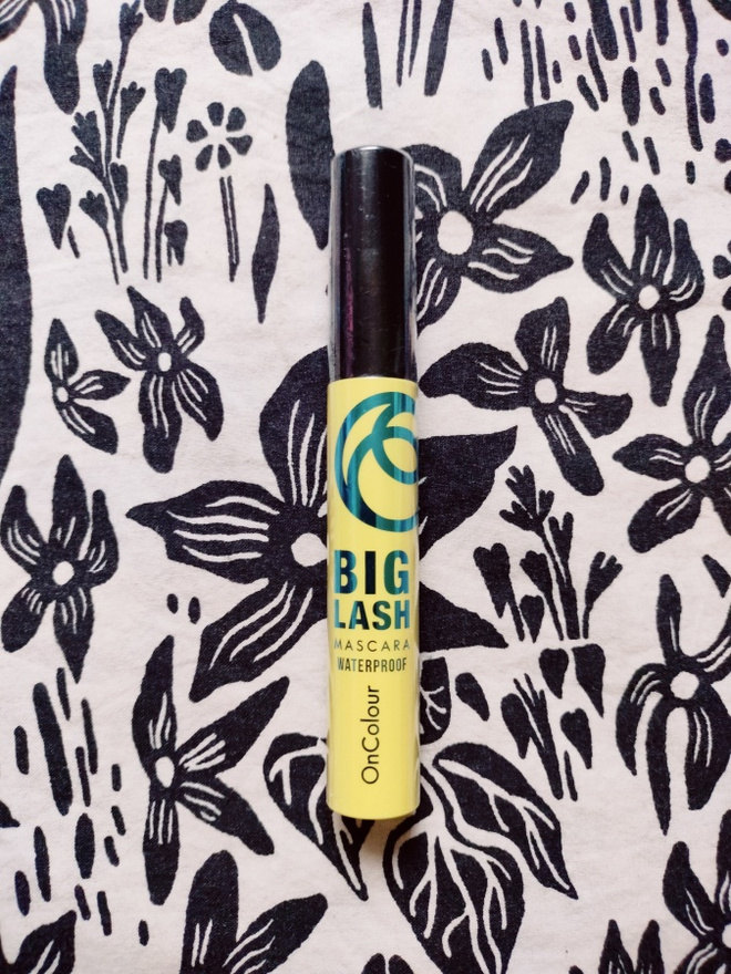 ~Oriflame OnColour Big Lash -vedenkestävä ripsiväri~