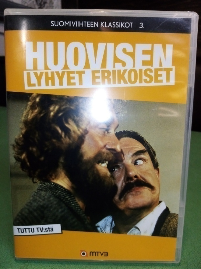 DVD :  HUOVISEN LYHYET ERIKOISET ( TV-SARJA) SIS POSTIKULU