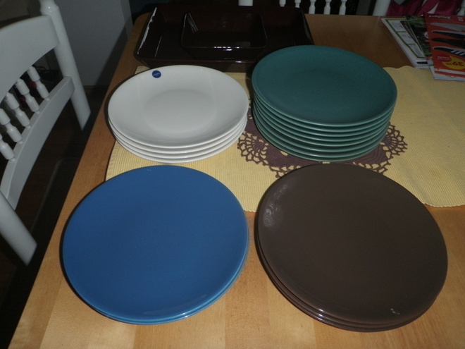 Arabia 24h lautaset 3kpl  vihreä 21cm