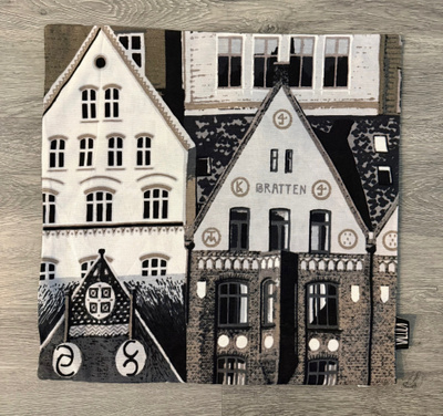 Valilla tyynynpäällinen