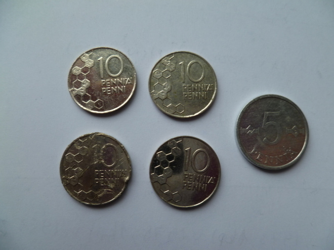 SUOMI vanhoja kolikoita 5 kpl