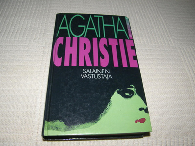 Agatha Christie Salainen vastustaja -sid