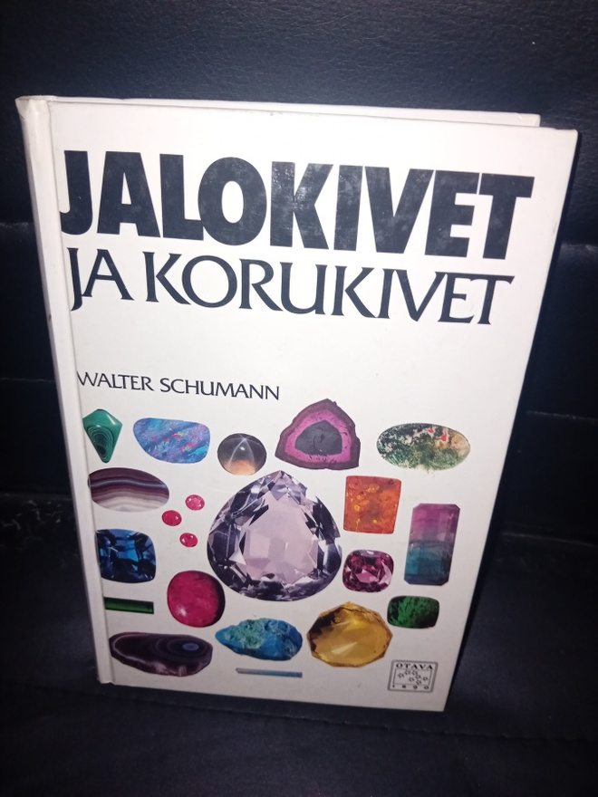 Schumann : Jalokivet ja korukivet  ( SIS POSTIKULU  )