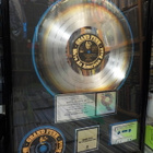 GRAND FUNK - WE'RE AN AMERICAN BAND PLATINALEVY - pikkukuva 1