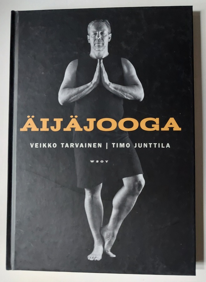 Kirja Äijäjooga