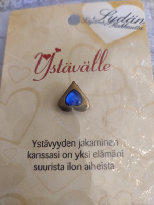 Ystävä pinssi