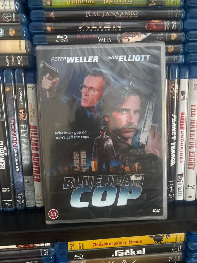 (Uusi) Blue Jean Cop (1988) Peter Weller
