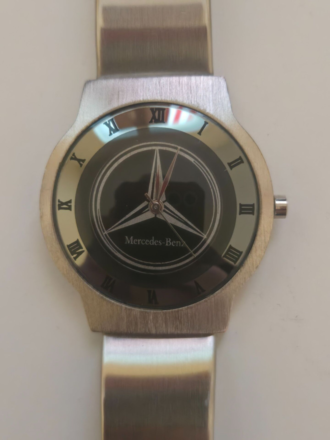 Mercedes-Benz miesten kello Quartz