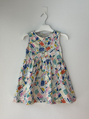 Zara Mekko, 98