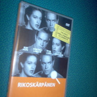 DVD RIKOSKÄRPÄNEN ( UUSi ! ) Sis.postikulut - pikkukuva 1