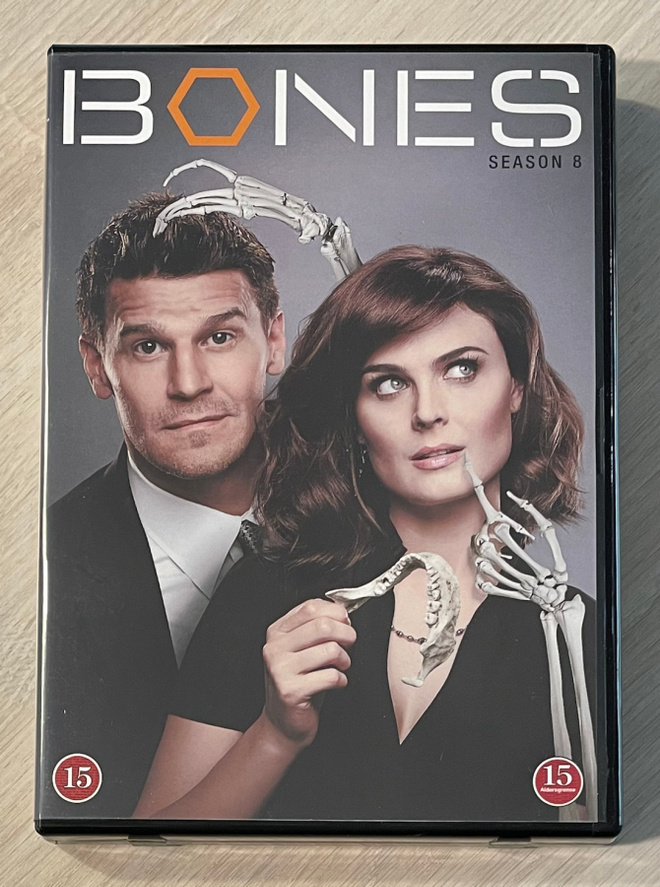 BONES: Kausi 8 (6DVD) Emily Deschanel & David Boreanaz