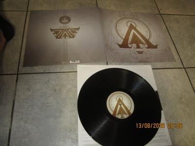 Amaranthe – Massive Addictive LP (Uudenveroinen)