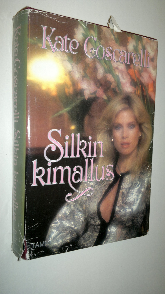 Kate Coscarelli : Silkin kimallus