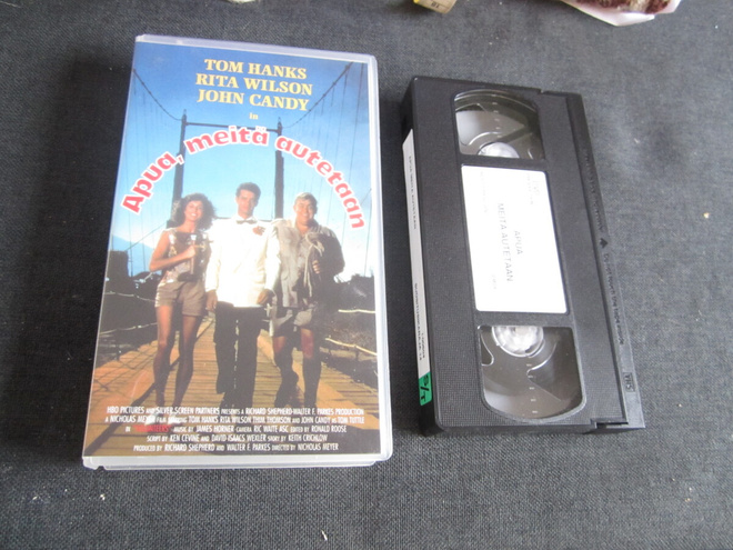 APUA,MEITÄ AUTETAAN ; JOHN CANDY, TOM HANKS, RITA WILSON