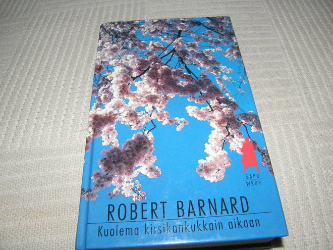 Robert Barnard Kuolema kirsikankukkain aikaan  -sid