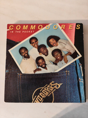 LP commodores in the pocket
