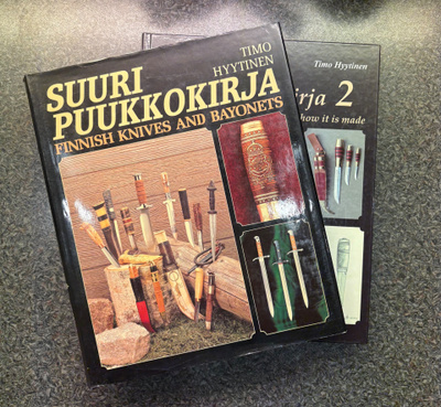 Timo Hyytinen molemmat kirjat suuri puukkokirja