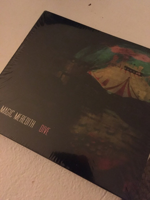 Magic meredith - dive CD muoveissa