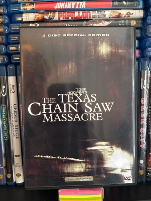 The texas chainsaw massacre (1974)