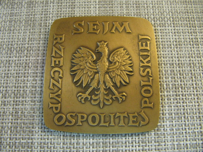 Puola parlamentin alahuone Sejmille mitali.